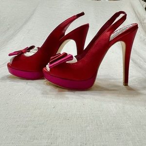Lulu Townsend - Satin Fuchsia & Red Sling Back Platform 4.75" Heels - Size 7M